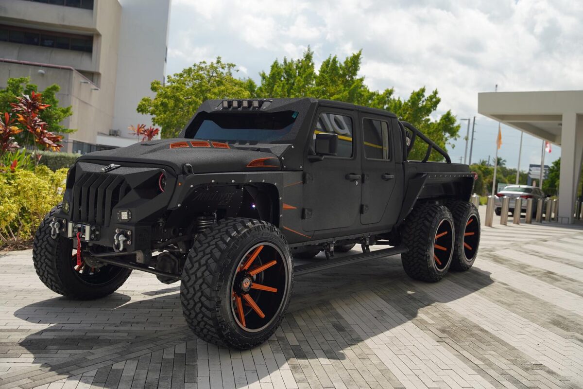 Apocalypse 6x6 Jeep
